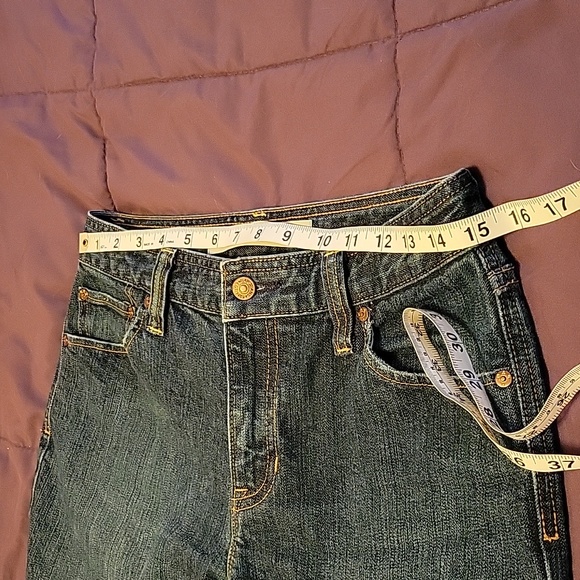 GAP boot cut Jean's - Picture 5 of 8